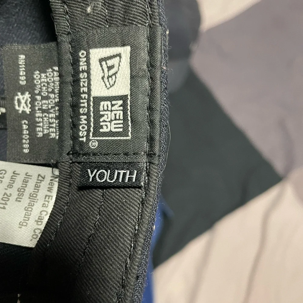 Hat - Picture 4 of 4